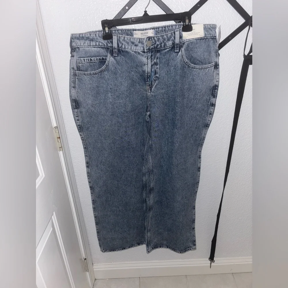 Hollister Low Rise Baggy Jeans 16R Acid Wash Wide Leg Y2K Skater Trend NWT - Picture 2 of 5